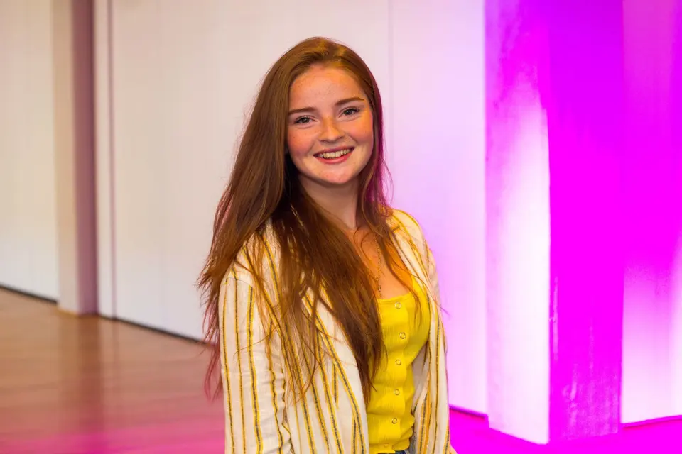 Tanzt seit 18 Jahren bei uns in der Tanzschule. Aktuell unterrichtet Angi HipHop für Jugendliche. Tanzen ist ihre Leidenschaft. Angelika findest Du in den Hiphopkursen.