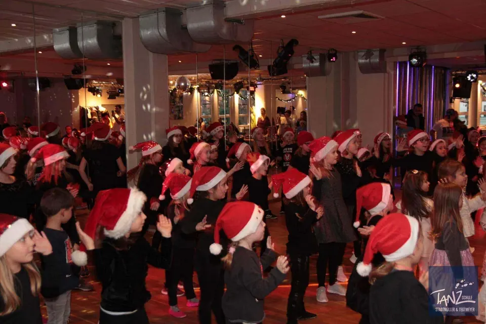 Weihnachtsfeier der Kinderkurse